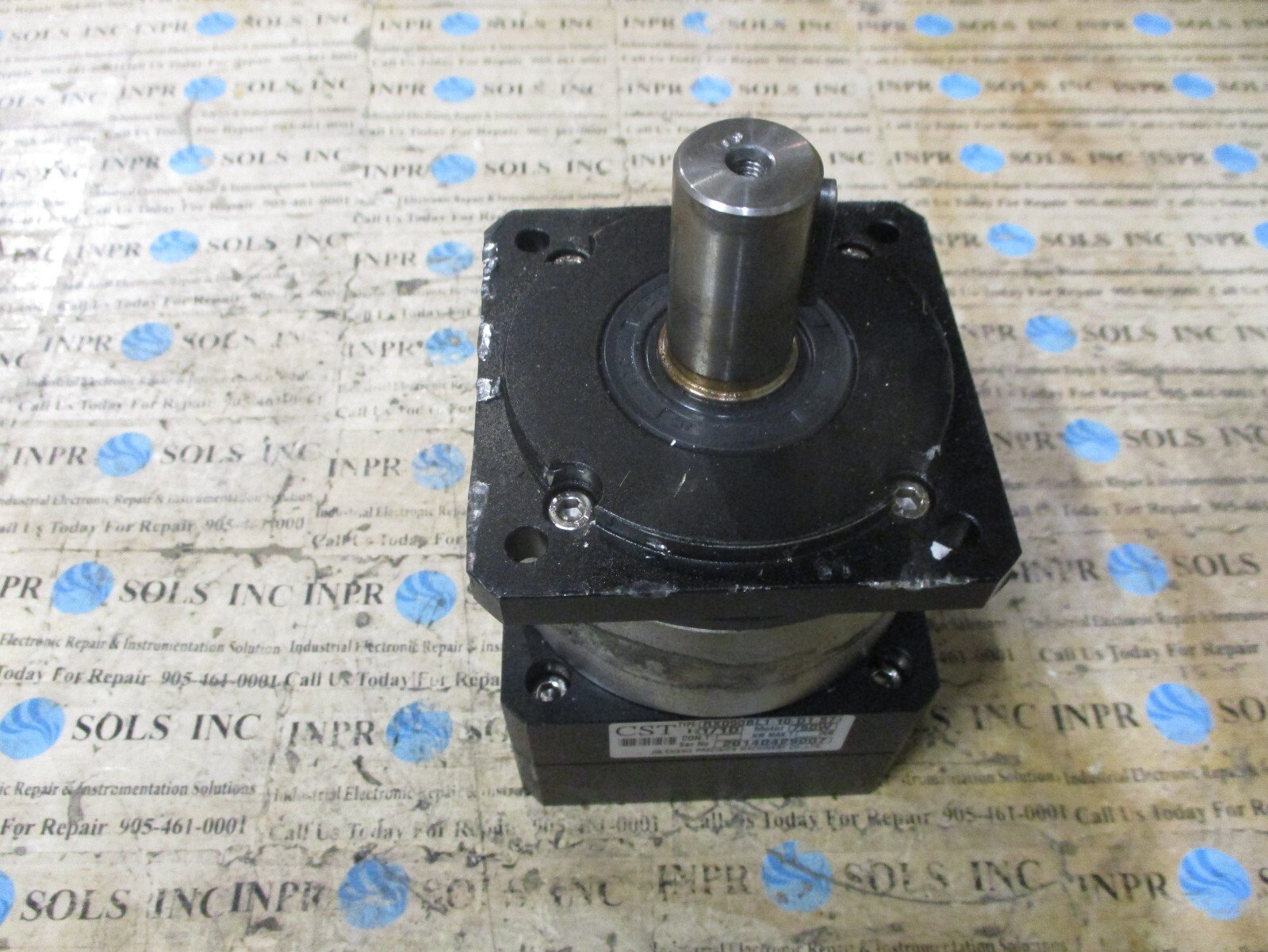 CST-RX090BL1-10-D1-S7-gearbox-Ratio-110-750Watt-Motor-CST-RX090BL1-Tested-165832279295 CST RX090BL1-10-D1-S7 gearbox Ratio: 1/10 750Watt Motor CST RX090BL1 *Tested* - Image 1