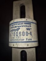 FERRAZ SHAWMUT FUSE A70Q600-4 700V 600A Form 101 Semiconductor Fuse
