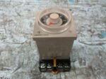 OMRON H3CR-A8 Timer Controller Unit t:0.05S-300h 100-240VAC 100-125VD *Tested*