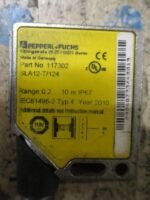 Pepperl + Fuchs SLA12-T/124 Safety Thru-Beam Sensor 117302 Range 10m *Tested* - Image 4