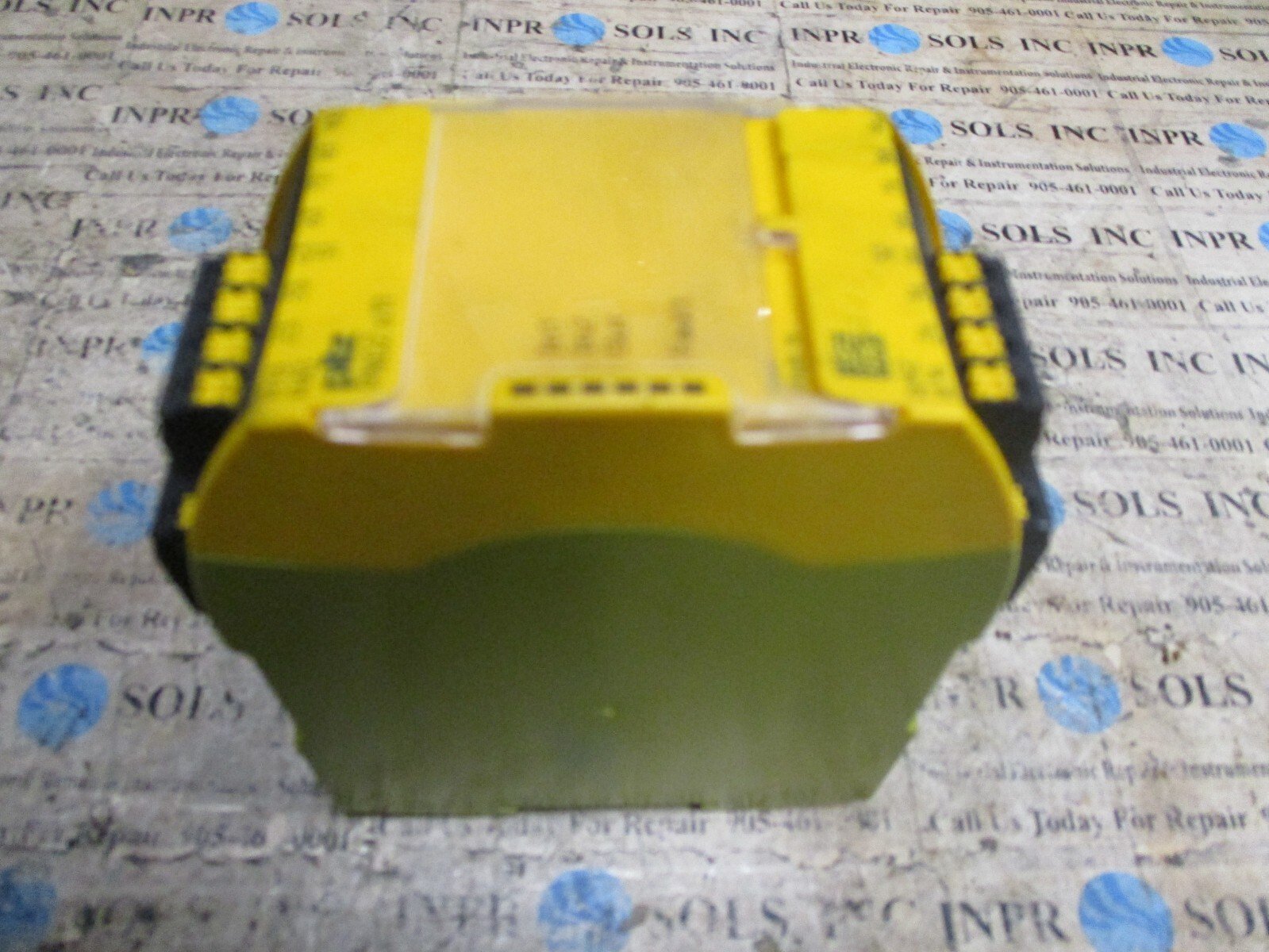 Pilz-PNOZS11C-Safety-Relay-Unit-24VDC-8NO-1NC-Contact-Ident-No-751111-Tested-155476378905 Pilz PNOZS11C Safety Relay Unit 24VDC 8NO 1NC Contact Ident No: 751111 *Tested* - Image 1