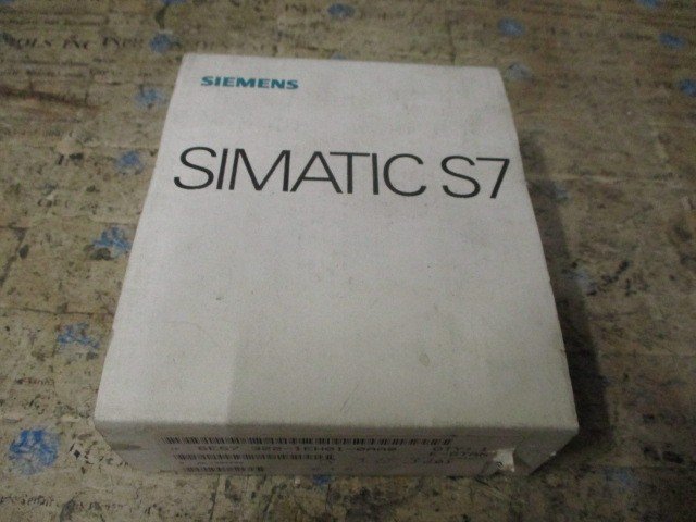Siemens-6ES7-322-1EH01-0AA0-SIMATIC-S7-SM322-AC-Digital-Output-Module-NEW-157850822615 Siemens 6ES7 322-1EH01-0AA0 SIMATIC S7 SM322 AC Digital Output Module *NEW* - Image 1