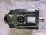 Yaskawa SGMSH-10DCA6F-OY AC Servo Motor 400VAC 2.8A 1kW 3000rpm 3.18N.m *Tested*