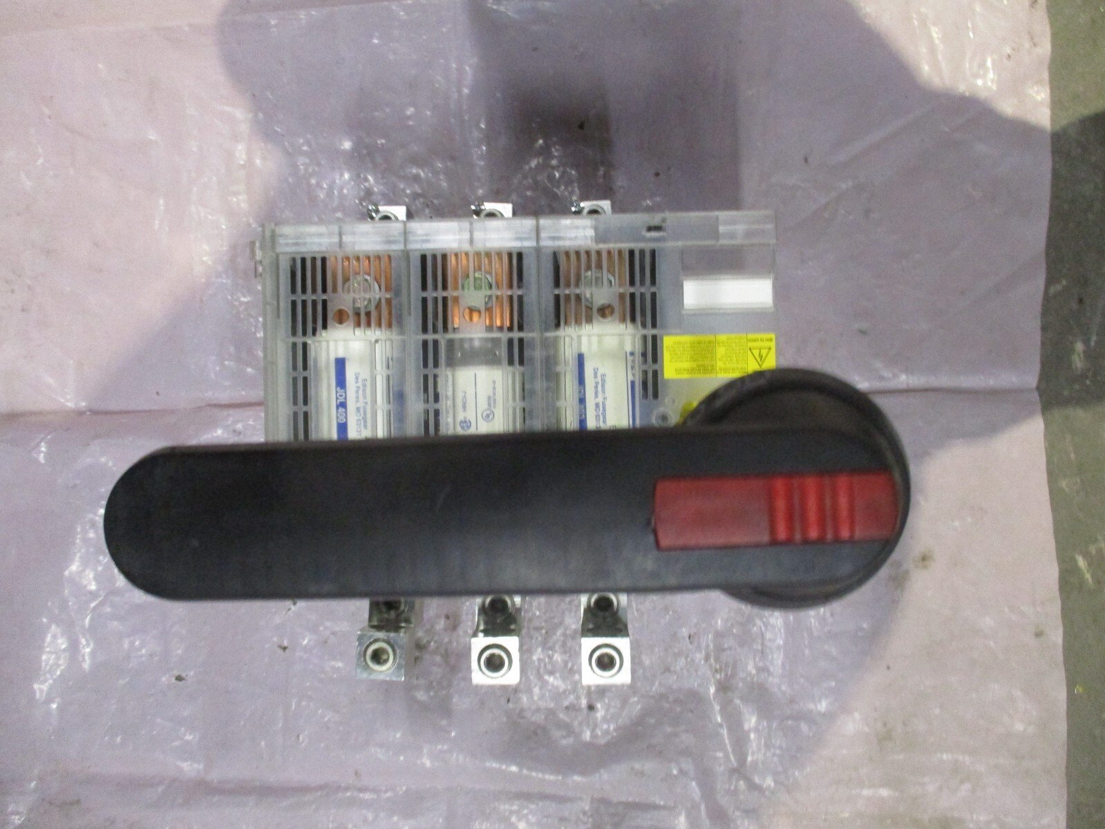 ABB-OES400J3-Fusible-Panel-Disconnect-Switch-400A-600VAC-25125350HP-3PTested-156698776166 ABB OES400J3 Fusible Panel Disconnect Switch 400A 600VAC 25/125/350HP 3P*Tested* - Image 1