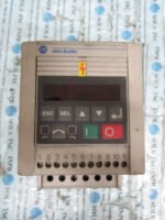 Allen Bradley 160S-AA03NSF1 AC Drive Series C 0.55kW/.75HP 240VAC 7.03 *Tested* - Image 4