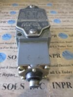 Allen Bradley 802T-A OILTIGHT Limit Switch Ser D 24-600VAC Head Push Bu *Tested* - Image 6