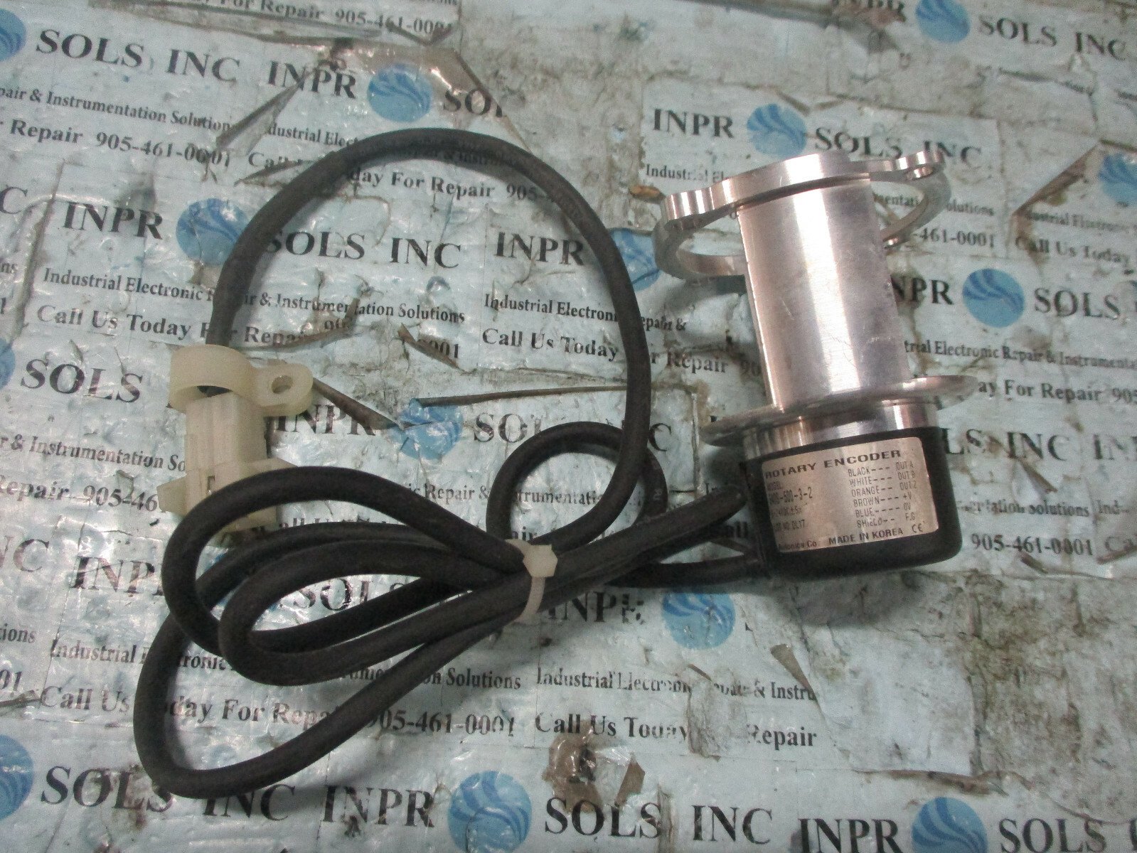 Autonics-E40S-500-3-2-Rotary-Encoder-12-to-24VDC-5-E40S-500-3-2-Tested-163661051646 Autonics E40S-500-3-2 Rotary Encoder 12 to 24VDC +-5% E40S-500-3-2 *Tested* - Image 1