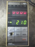 FUJI Electric PYZ5 Temperature Controller PYZ5-RCY1-4V Input 85-265VAC *Tested*