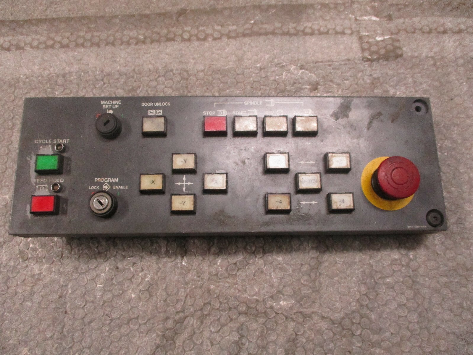 Mitsubishi-4YZ11B-3-Operator-Interface-Board-Mitsubishi-QY904A-TESTED-153433506816 Mitsubishi 4YZ11B-3 Operator Interface Board Mitsubishi QY904A *TESTED* - Image 1