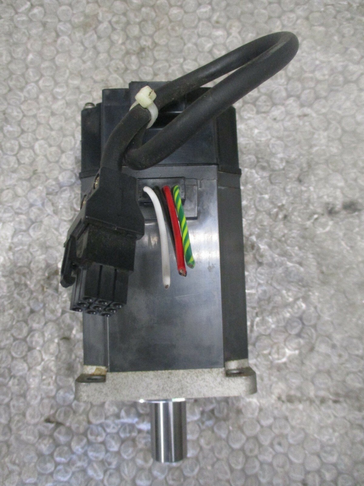 Mitsubishi-HC-MF73G2-AC-Servo-Motor-Mitsubishi-Servo-Motor-HC-MF73G2-Tested-163718663066 Mitsubishi HC-MF73G2 AC Servo Motor Mitsubishi Servo Motor HC-MF73G2 *Tested* - Image 1