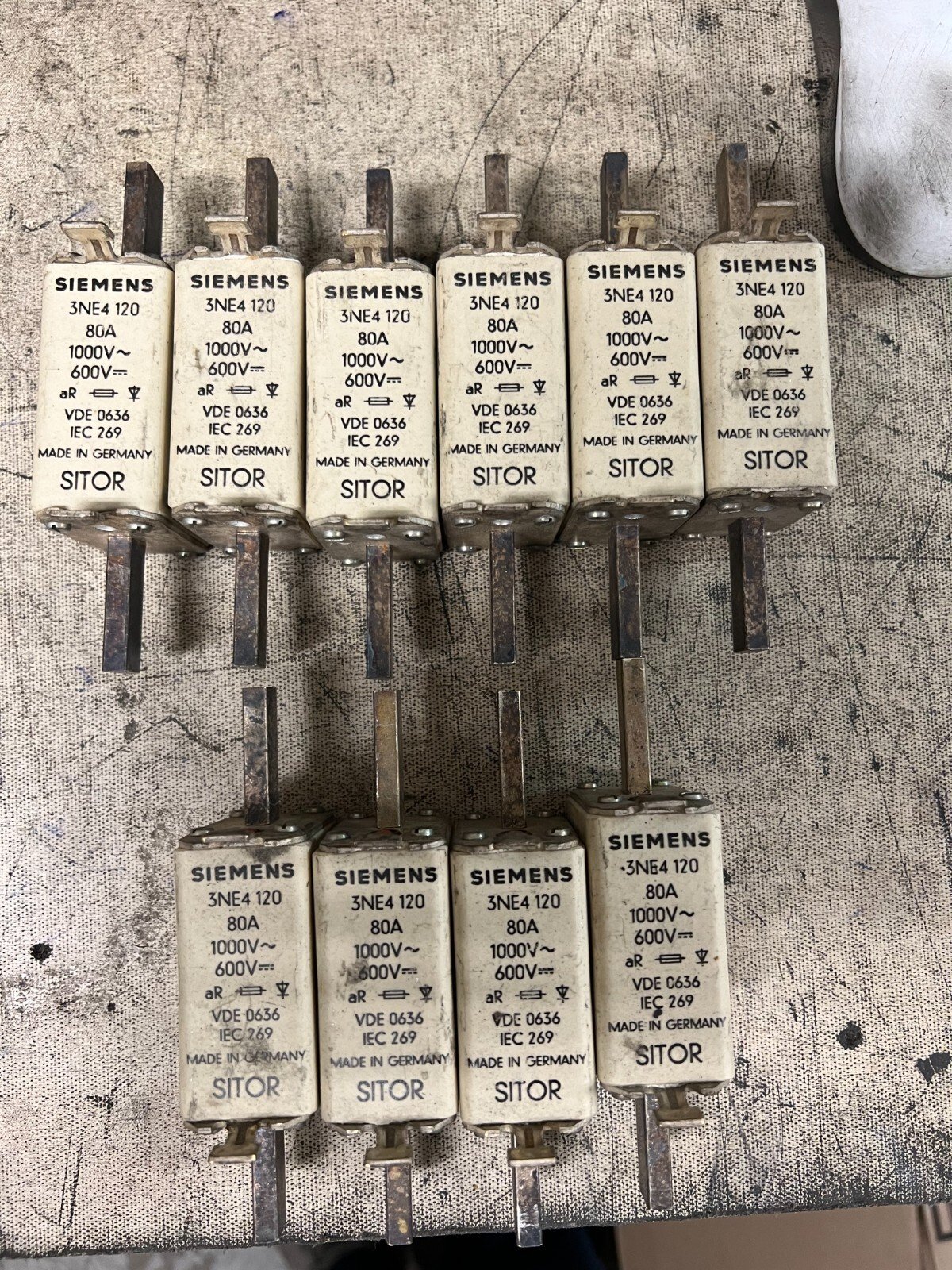 SIEMENS-3NE4120-FUSE-80A-1000V-600V-QTY-10-IN-STOCK-155345969536 SIEMENS 3NE4120 FUSE 80A 1000V / 600V * QTY 10 IN STOCK * - Image 1
