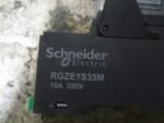 Schneider RGZE1S35M Socket With RXG 24VDC Relay Module 10A 250VAC *Tested* - Image 8
