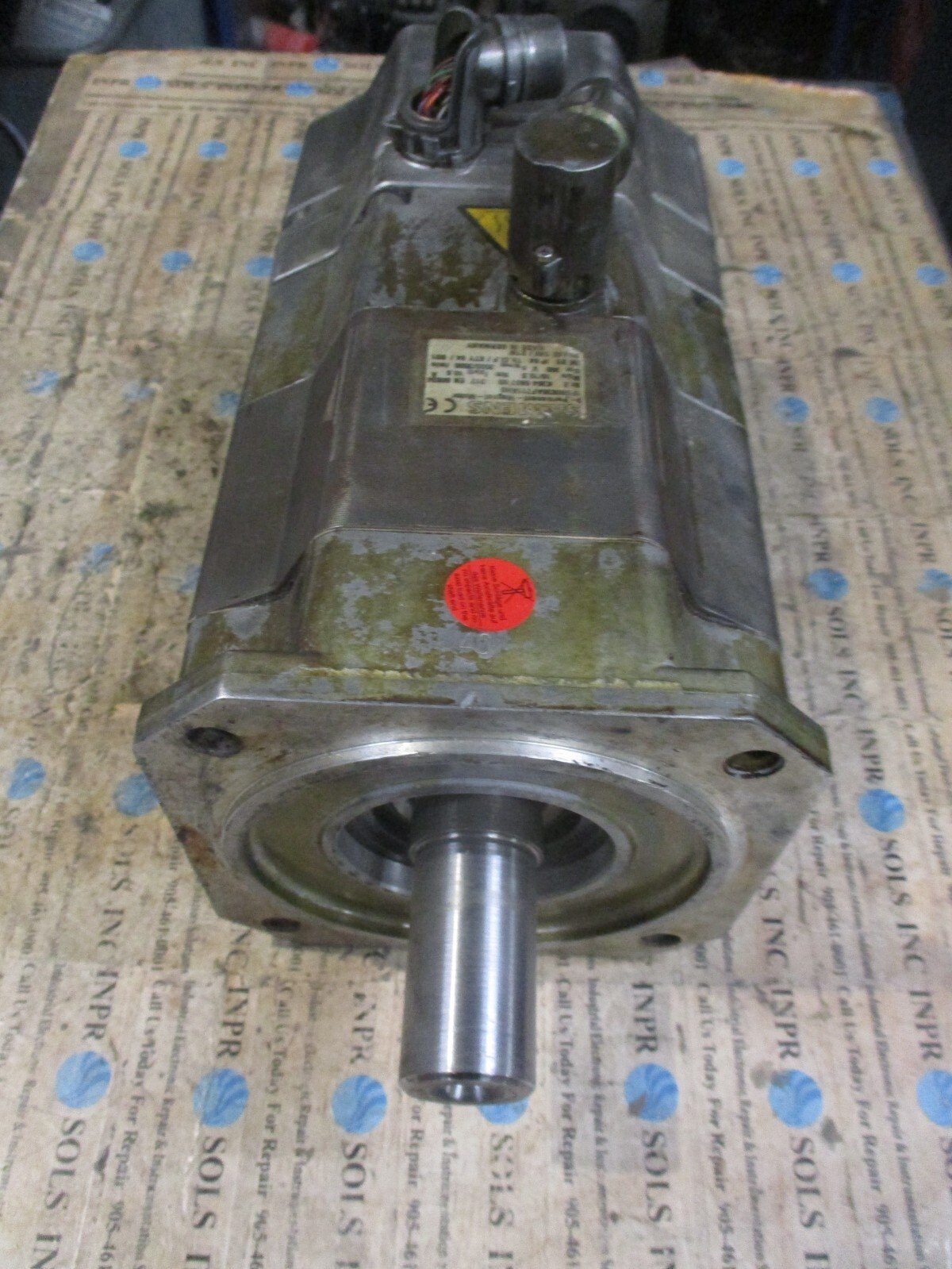 Siemens-1FK60836AF711AH0-3-Permanant-Magnet-Motor-300V-106-A-3k3500rpmTested-156028829766 Siemens 1FK60836AF711AH0 3-Permanant Magnet Motor 300V 10.6 A 3k/3500rpm*Tested* - Image 1