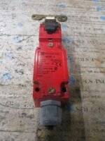 Telemecanique XCK-J Safety Interlock Switch 240VAC 500VAC Uimp: 6kV *Tested* - Image 5