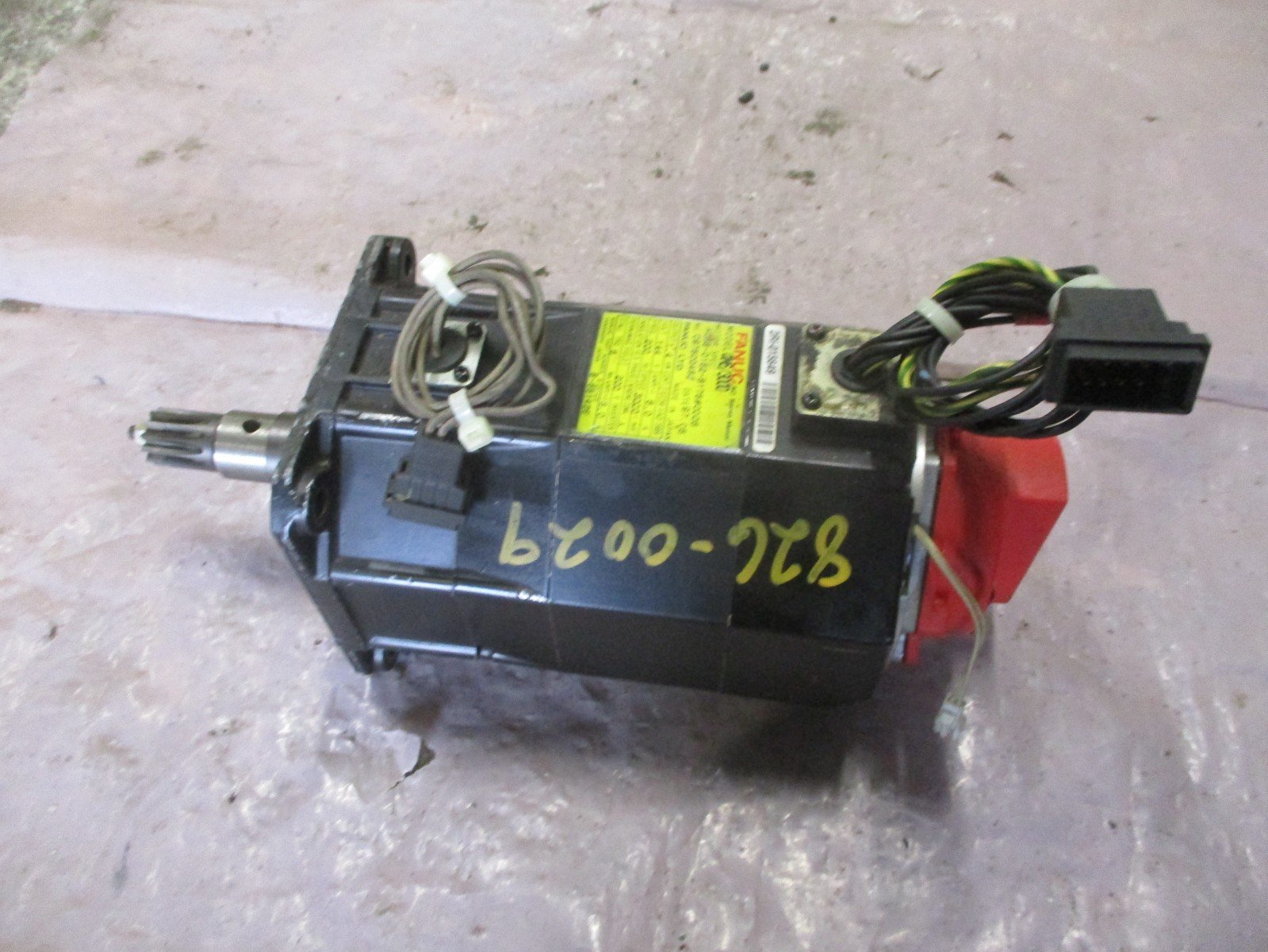 Fanuc-A06B-0162-B1750006-aM63000-Ac-Servo-Motor-14kW-6A-144V-3000rpm-Tested-167649482597 Fanuc A06B-0162-B175#0006 aM6/3000 Ac Servo Motor 1.4kW 6A 144V 3000rpm *Tested* - Image 1