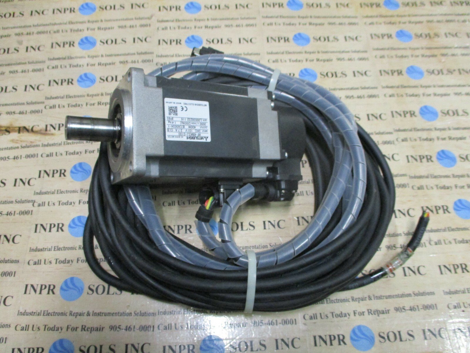 Mitsubishi-HF-KN43J-S100-AC-Servo-Motor-3000rpm-400Watt-101V-27A-Tested-154779504547 Mitsubishi HF-KN43J-S100 AC Servo Motor 3000rpm 400Watt 101V 2.7A *Tested* - Image 1