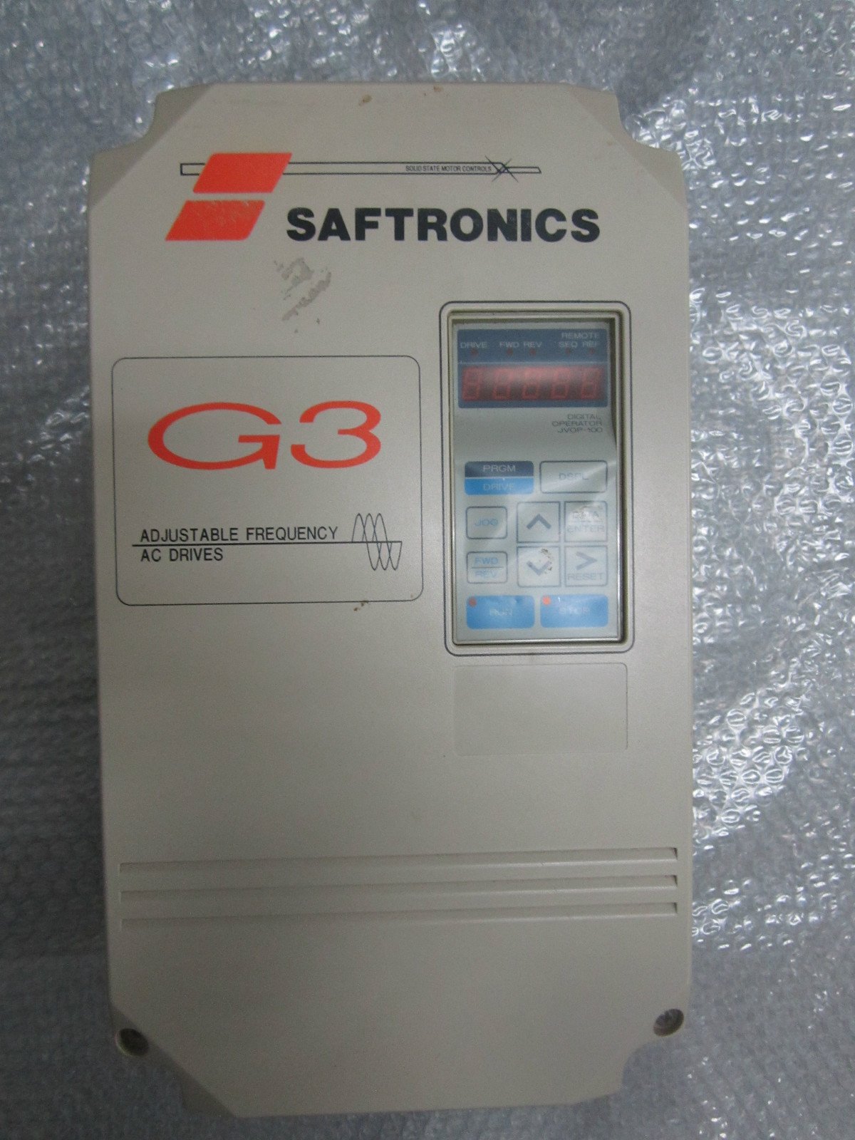 Saftronics-CIMR-G3U42P2-G3-AC-Drive-3HP-41KVA-380-460V-Spec-42P21-161053229427 Saftronics CIMR-G3U42P2 G3 AC Drive 3HP 4.1KVA 380-460V Spec 42P21 - Image 1