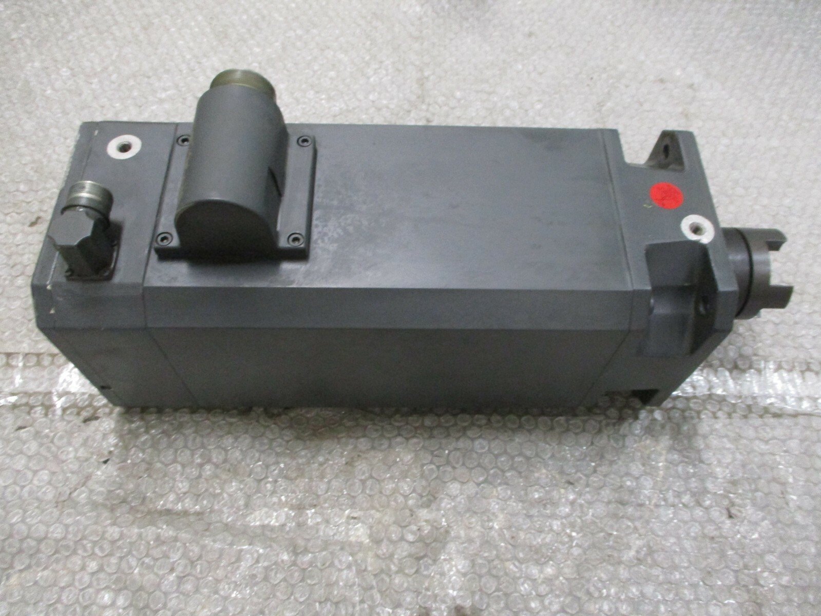 Siemens-1FT60861AF711AH1-3-Phase-Permanent-Magnet-Motor-294VY-235Nm-17ATested-154080982617 Siemens 1FT60861AF711AH1 3-Phase Permanent Magnet Motor 294VY 23.5Nm 17A*Tested* - Image 1