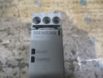 Siemens 3RN1010-1CB00 SIRIUS Safety Relay Unit 3ZX1012-0RN10-1AA1 Relay *Tested* - Image 5
