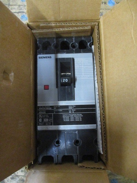 Siemens-HHED63B020-Sentron-Series-Molded-Case-Circuit-Breaker-20A-3P-600VACNEW-167927071877 Siemens HHED63B020 Sentron Series Molded Case Circuit Breaker 20A 3P 600VAC*NEW* - Image 1