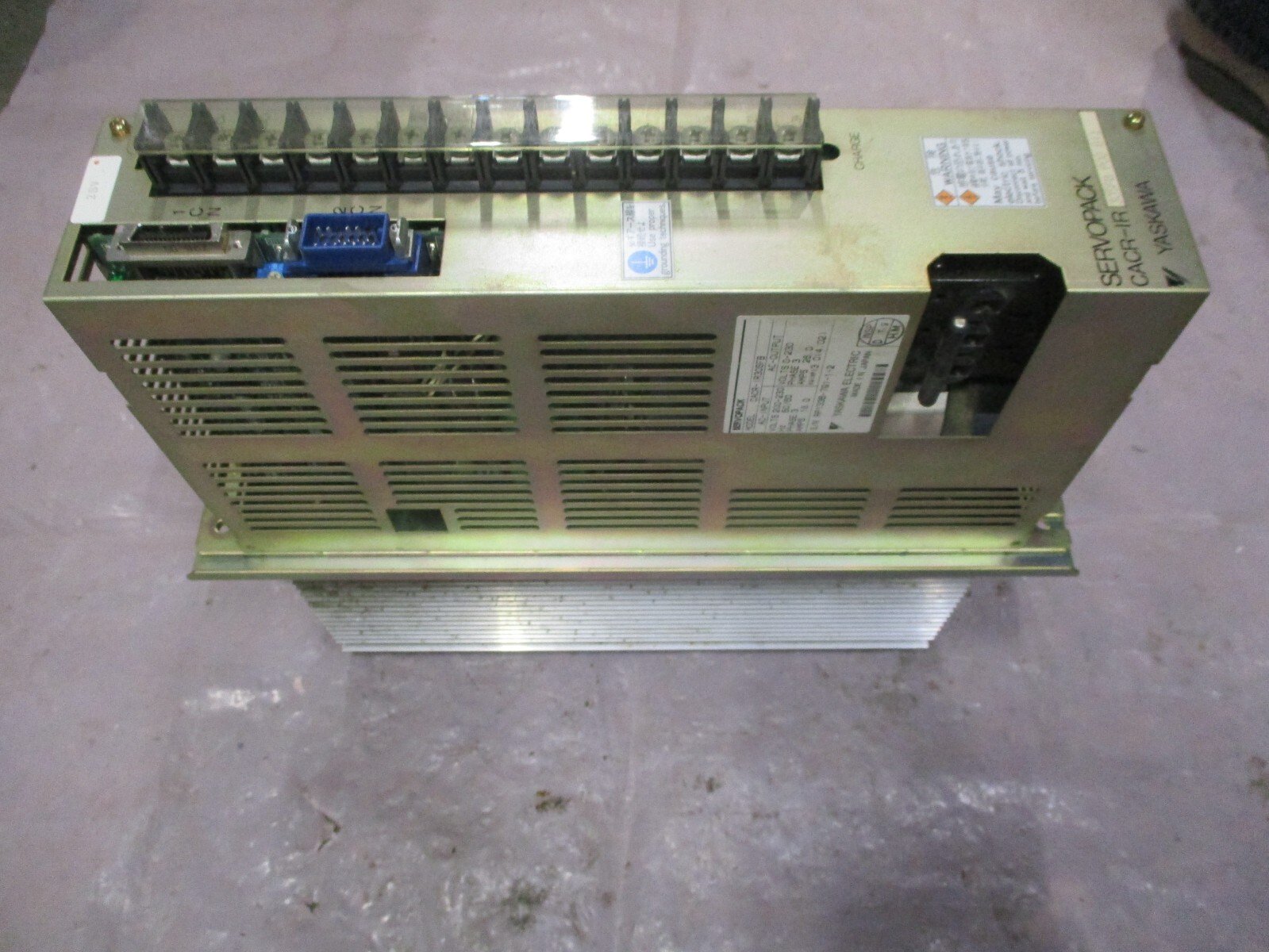 Yaskawa-CACR-IR30SFB-Servopack-AC-Servo-Unit-200-230VAC-26A-3kW-402HP-Tested-167511963707 Yaskawa CACR-IR30SFB Servopack AC Servo Unit 200-230VAC 26A 3kW 4.02HP *Tested* - Image 1