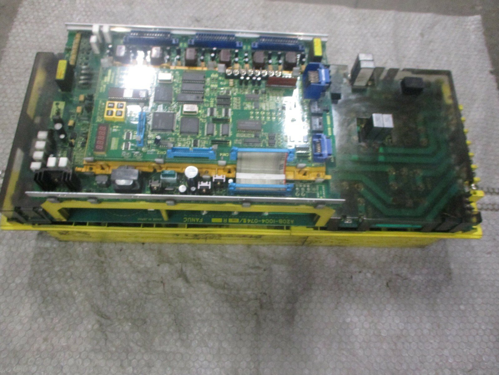 Fanuc-A06B-6064-H322-Servo-Amplifier-A20B-1004-0740-Fanuc-A20B-2000-0220Tested-154869906658 Fanuc A06B-6064-H322 Servo Amplifier A20B-1004-0740 Fanuc A20B-2000-0220*Tested* - Image 1