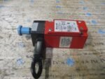 Honeywell CLSB4T Safety Interlock Switch 600VAC Honeywell CLSB4T Switch *Tested* - Image 3