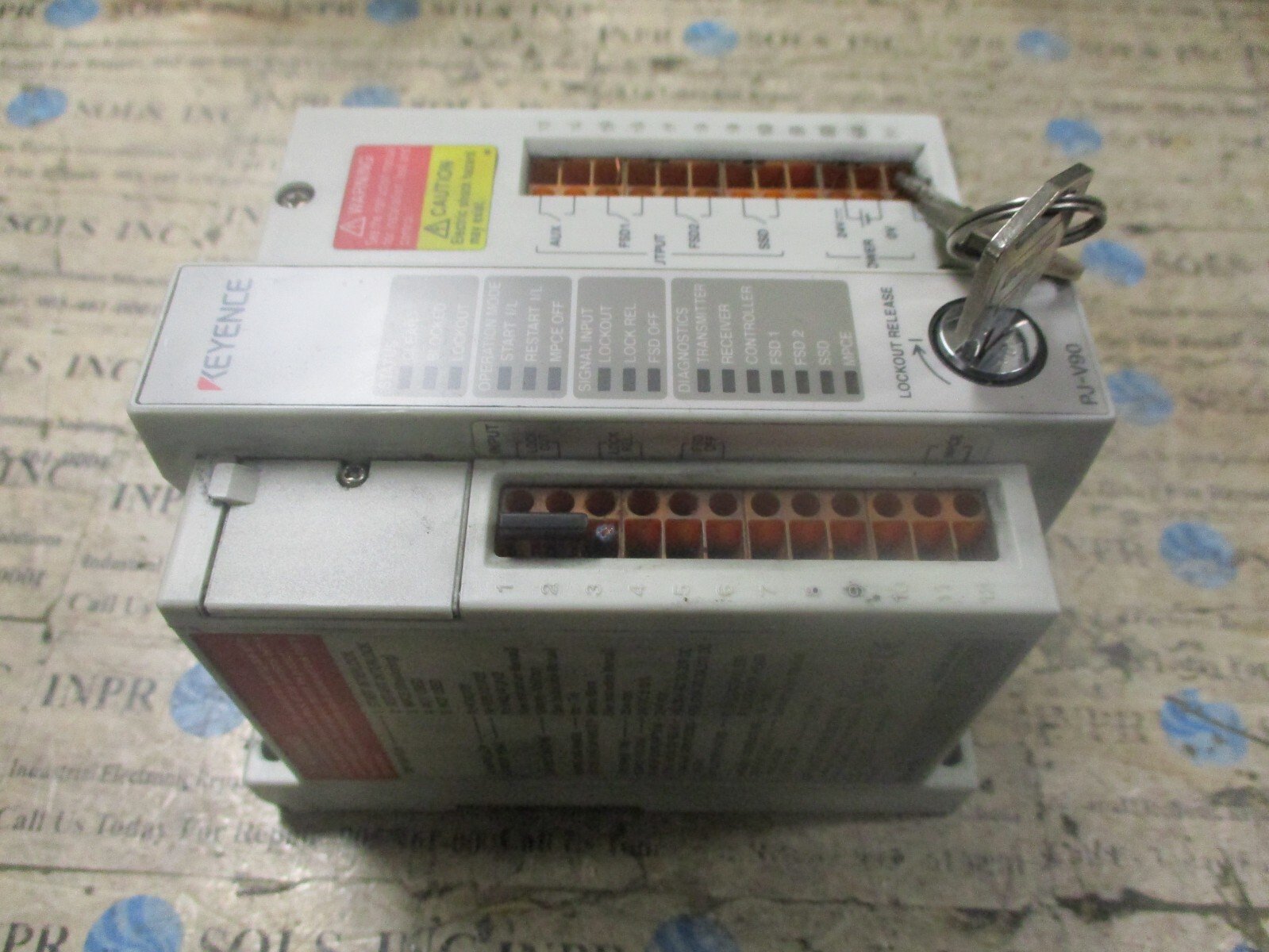 KEYENCE-PJ-V90-Light-Curtain-Controller-24VDC-20Watt-Keyence-PJ-V90-UnitTested-165868981618 KEYENCE PJ-V90 Light Curtain Controller 24VDC 20Watt Keyence PJ-V90 Unit*Tested* - Image 1