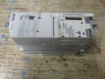 Lenze E82EV750_2B200 8200 Vector AC Drive 230VAC 0.75kW 1HP 4A 45399112 *Tested*