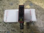 Leuze PRKL8/24.91-S12 Polarized Retro-Reflective Photo Sensor 10-30VDC *Tested* - Image 3