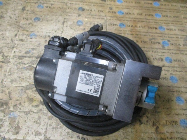 Mitsubishi-HF-KN23J-S100-AC-Servo-Motor-200W-3000RPM-103V-13A-wCable-Tested-157596383918 Mitsubishi HF-KN23J-S100 AC Servo Motor 200W 3000RPM 103V 1.3A w/Cable *Tested* - Image 1