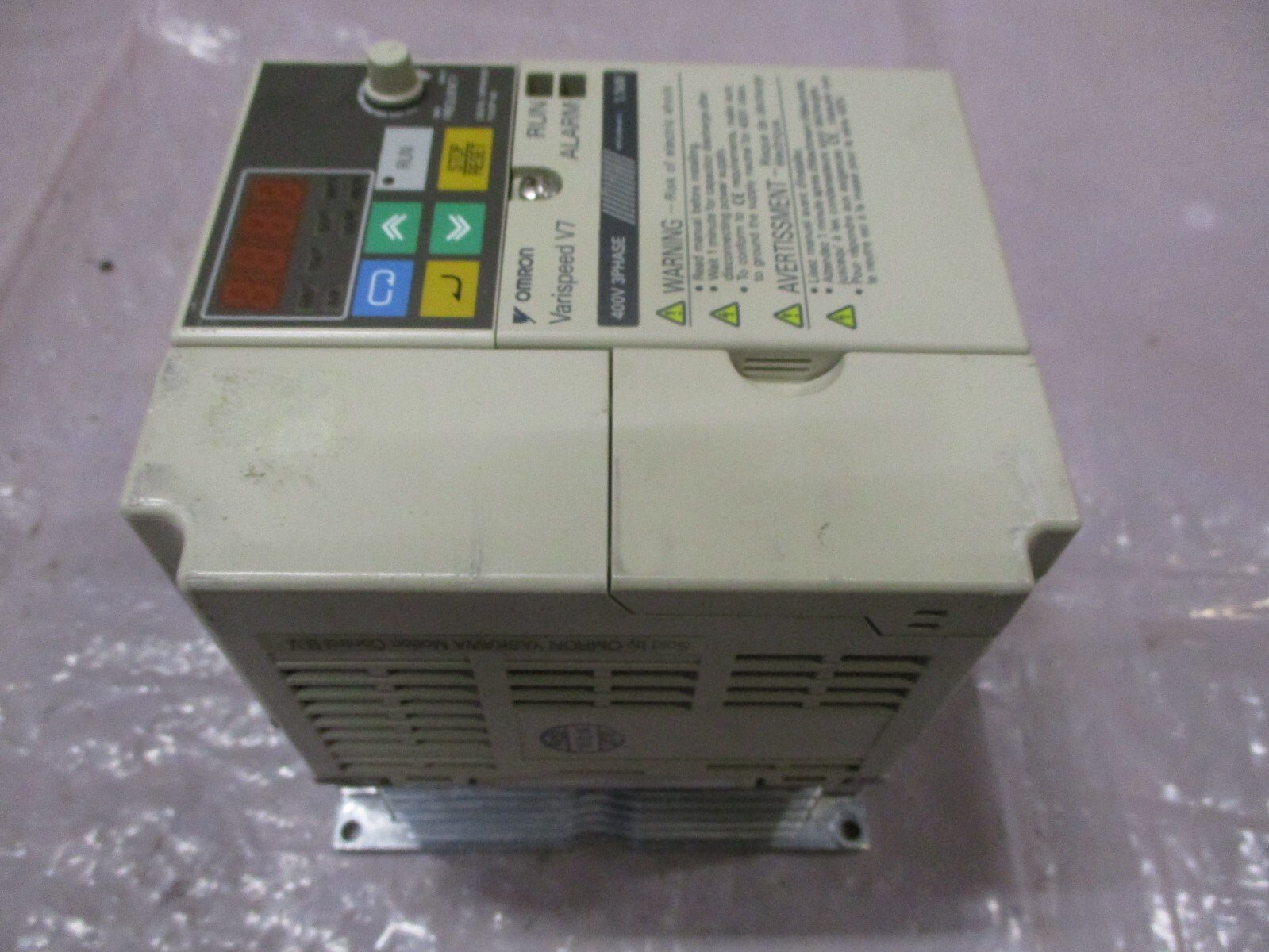 Omron-Yaskawa-CIMR-V7AZ40P7-Varispeed-V7-AC-Drive-11kW-400VAC-26kVA-Tested-167093985388 Omron Yaskawa CIMR-V7AZ40P7 Varispeed V7 AC Drive 1.1kW 400VAC 2.6kVA *Tested* - Image 1