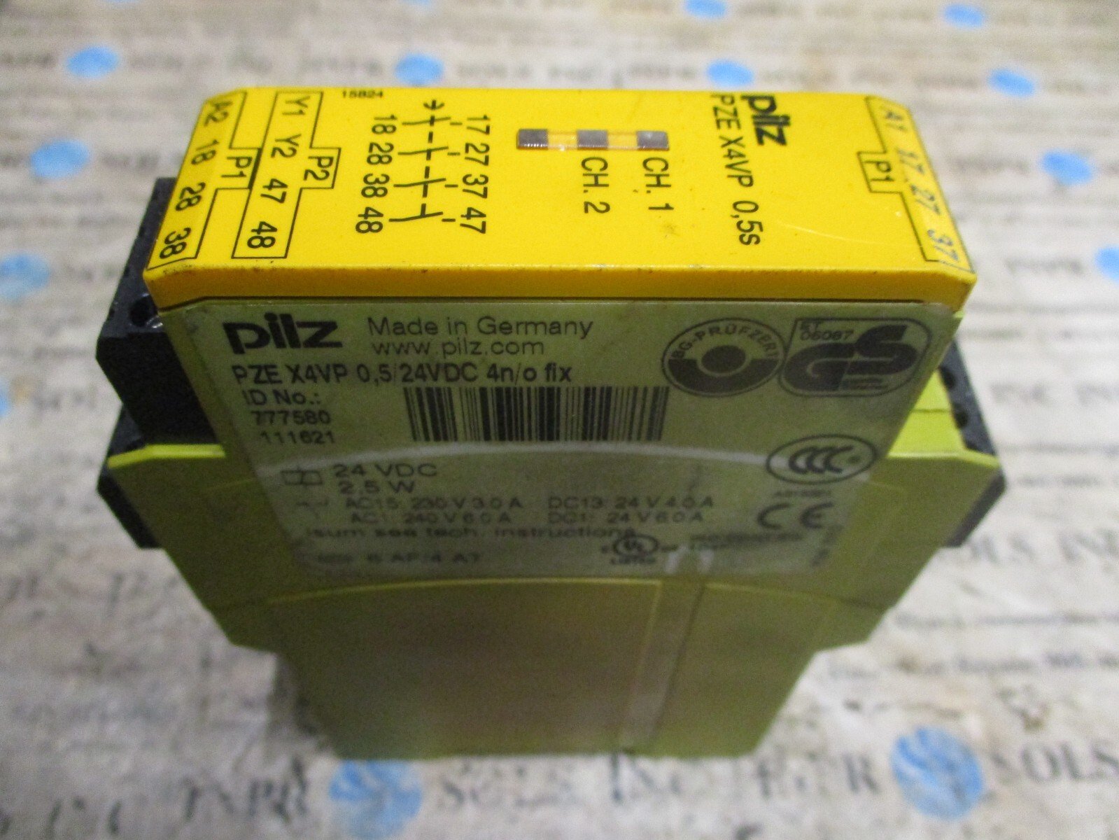 Pilz-PZEX4VP0524VDC-Safety-Relay-4NO-Fix-24VDC-25W-Pilz-PZEX4VP-Tested-166005661918 Pilz PZEX4VP0.5/24VDC Safety Relay 4NO Fix 24VDC 2.5W Pilz PZEX4VP *Tested* - Image 1