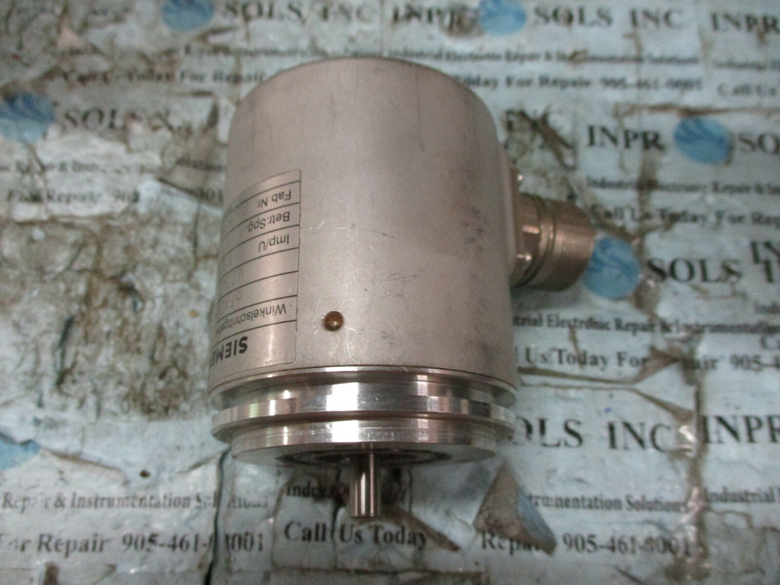 Siemens-6FX2001-2EB50-Incremental-Encoder-V23465-H1500-L481-ImpU1500-5VTested-153979169548 Siemens 6FX2001-2EB50 Incremental Encoder V23465-H1500-L481 Imp/U1500 5V*Tested* - Image 1