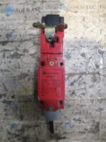 Telemecanique XCK-J Safety Limit Switch 240VAC 3A 6kV 500VAC *Tested* - Image 3