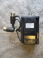 Yaskawa SGMPH-04AAE4CD AC Servo Motor 400W 200V 2.6A 1.27Nm 3000rpm B *Tested* - Image 5