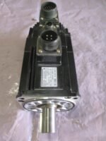 Yaskawa SGMSH-10DCA6H AC Servo Motor 400VAC 2.8A 1kW 3000rpm 3.18N.m *Tested* - Image 4