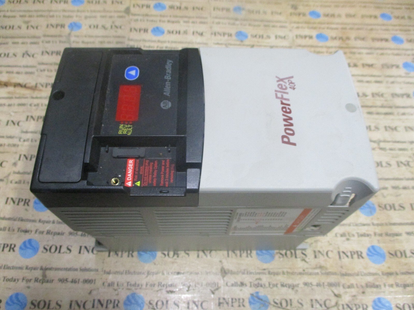 Allen-Bradley-22D-E3P0N104-Powerflex-40P-AC-Drive-15kW2HP-600VAC-Ser-ATested-165614072109 Allen Bradley 22D-E3P0N104 Powerflex 40P AC Drive 1.5kW/2HP 600VAC Ser A*Tested* - Image 1