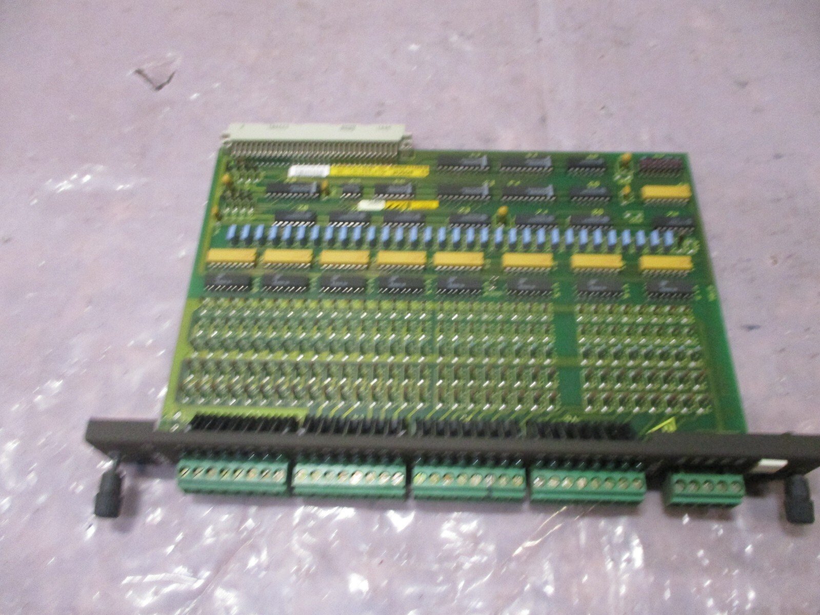 BOSCH-050635-2027-PLC-Module-BOSCH-1070050634-210-A242-e-Output-Unit-Tested-166740041479 BOSCH 050635-2027 PLC Module BOSCH 1070050634-210 A24/2-e Output Unit *Tested* - Image 1