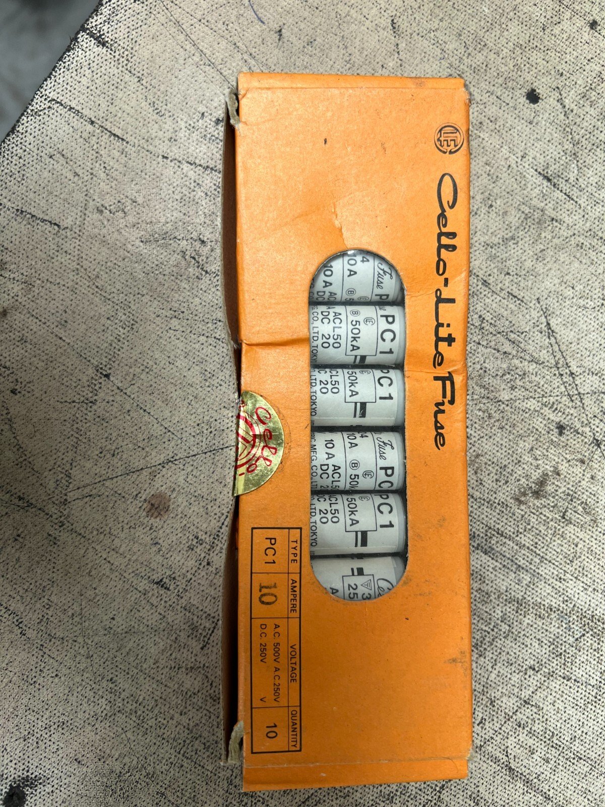 CELLO-LITE-FUSE-PC1-10AMP-QTY10-NEW-IN-STOCK-155345984639 CELLO LITE FUSE PC1 10AMP QTY10 NEW * IN STOCK * - Image 1