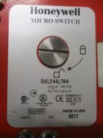 Honeywell GKLE44L7A4 Micro Switch 120VAC Honeywell Micro Switch 120VAC *Tested* - Image 6