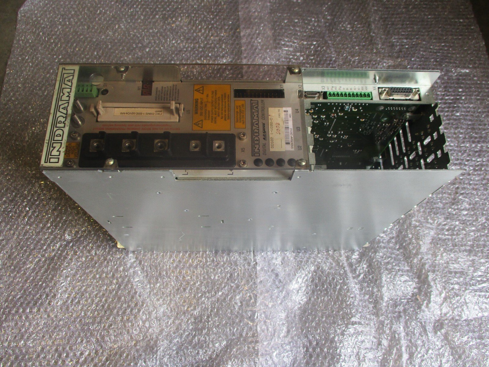 Indramat-DDS021-W200-D-Digital-AC-Servo-Conroller-Indramat-Servo-Unit-154493450139 Indramat DDS02.1-W200-D Digital AC Servo Conroller Indramat Servo Unit - Image 1