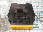 MOELLER ESR4-N0-31 Safety Relay Unit 24VAC/DC 4kV/2 Moeller ESR4-N0-31 *Tested* - Image 4