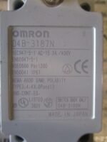OMRON D4B-3187N Limit Switch AC-15 2A/400V Type 3,4,4X,6P&13 D4B-3187N *Tested* - Image 6