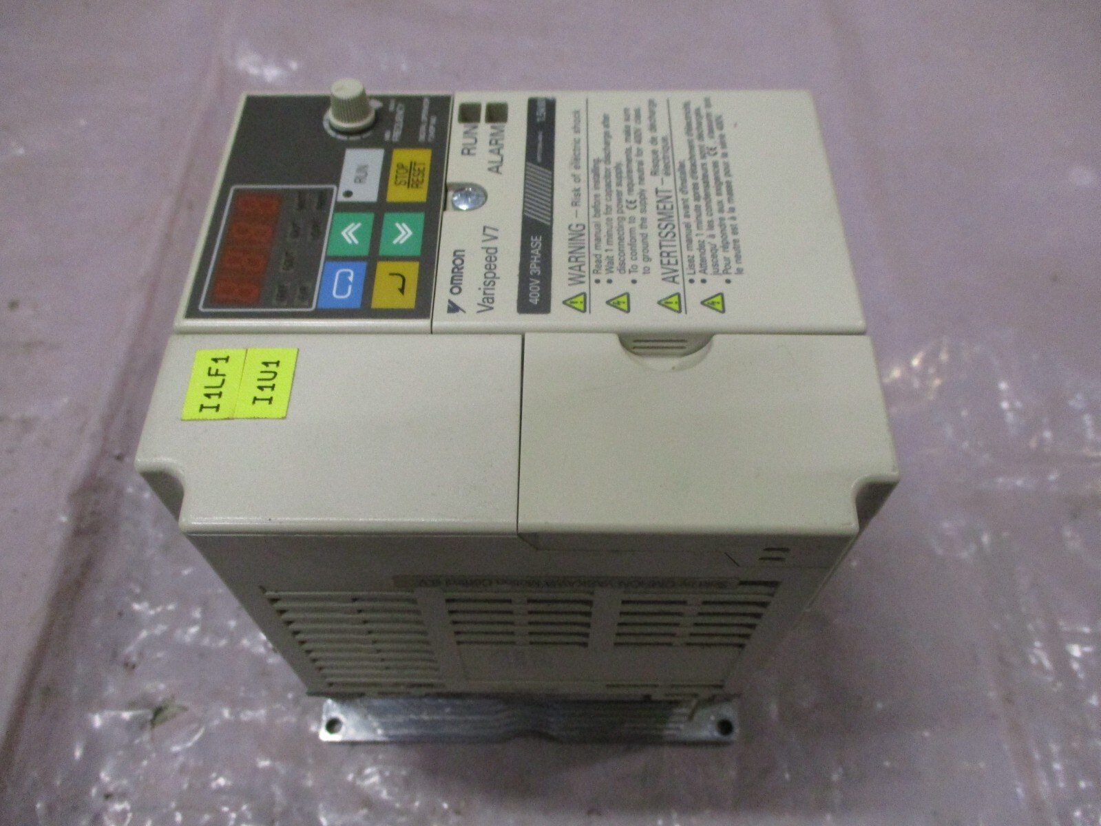 Omron-Yaskawa-CIMR-V7AZ41P5-Varispeed-V7-AC-Drive-15kW-400VAC-37kVA-Tested-167093981479 Omron Yaskawa CIMR-V7AZ41P5 Varispeed V7 AC Drive 1.5kW 400VAC 3.7kVA *Tested* - Image 1