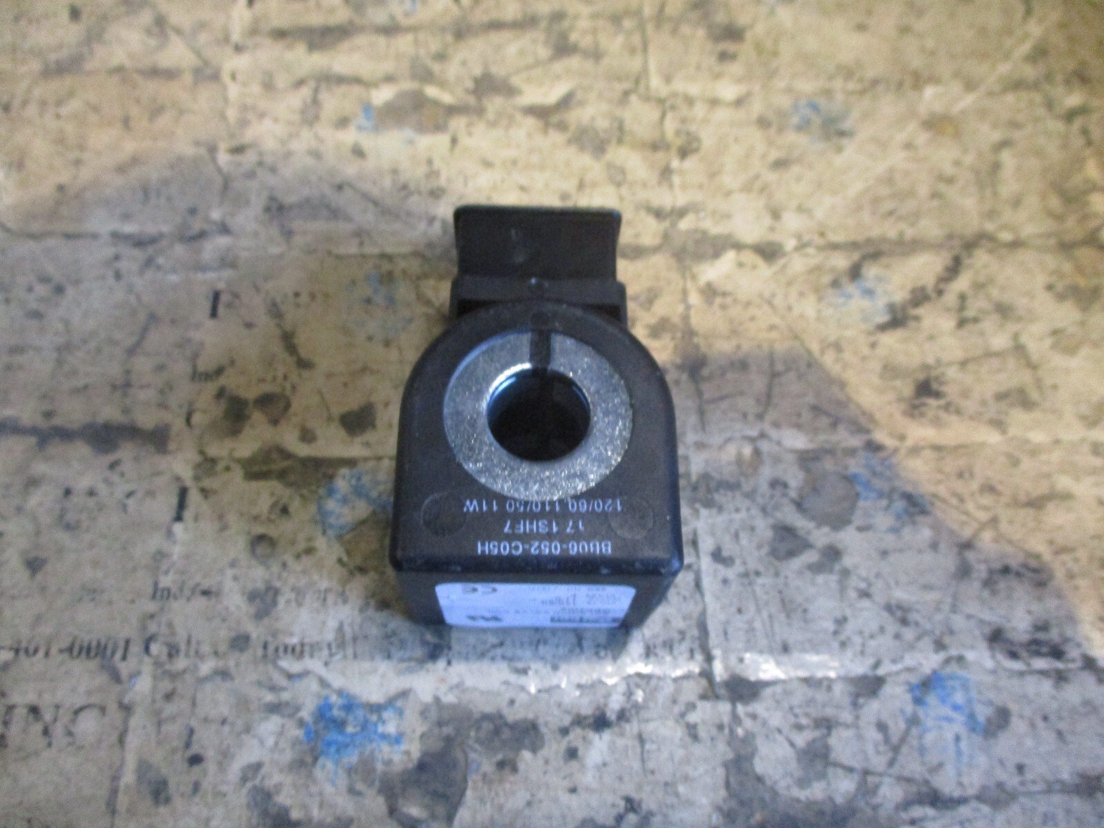 Parker-CFPH05-Solenoid-Valve-Coil-110120VAC-11W-Class-F-Parker-CFPH05-Tested-156484094199 Parker CFPH05 Solenoid Valve Coil 110/120VAC 11W Class F Parker CFPH05 *Tested* - Image 1