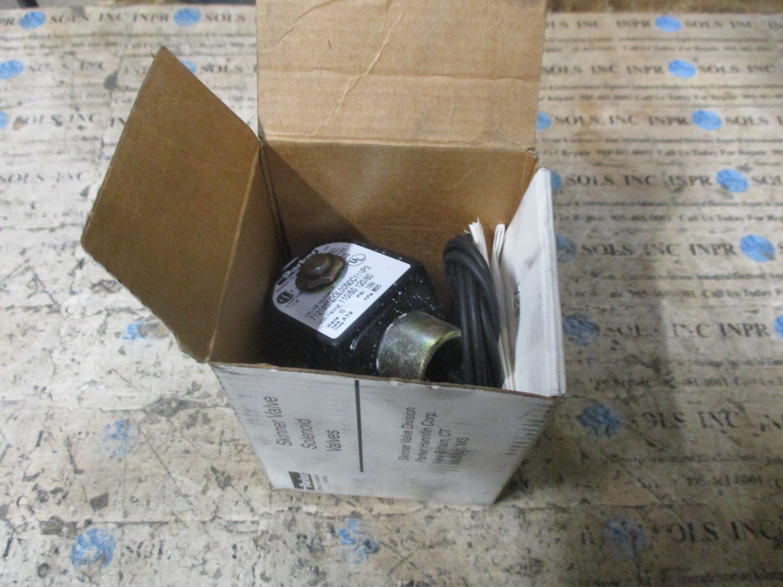 Parker-Honeywell-71216SN2GL00N0C111P3-Skinner-Solenoid-Valve-110V-1250PSI-NEW-156190461599 Parker Honeywell 71216SN2GL00N0C111P3 Skinner Solenoid Valve 110V 1250PSI *NEW* - Image 1