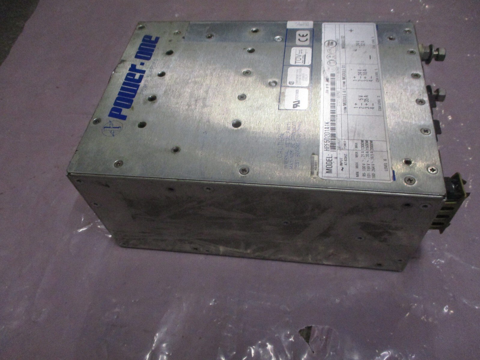 Power-One-HPF5D2D1A1K-DC-Power-Supply-85-264VAC-524-24VDC-353210A-Tested-166648220119 Power-One HPF5D2D1A1K DC Power Supply 85-264VAC 5/24/-24VDC 35/32/10A *Tested* - Image 1