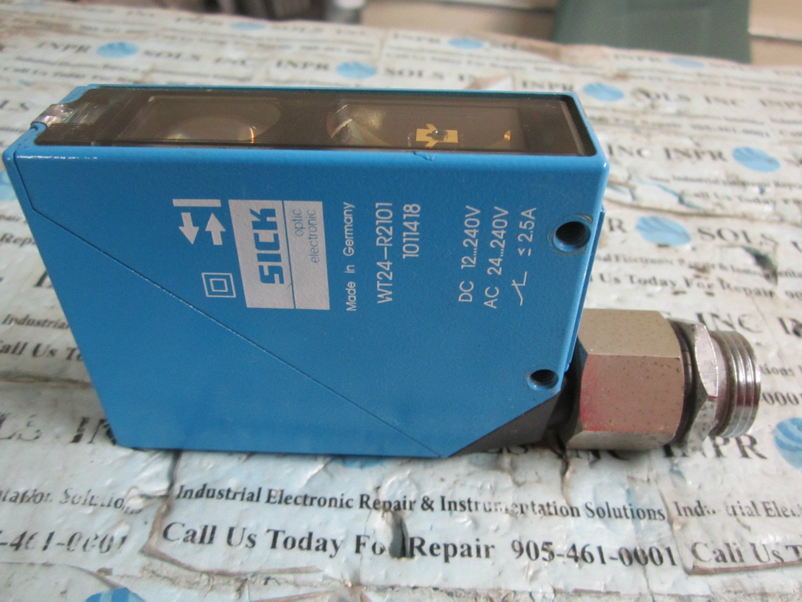 SICK-WT24-R2101-Optic-Photo-Electronic-Sensor-12-240VDC-24-240VAC-Fully-Tested-162269556549 SICK WT24-R2101 Optic Photo Electronic Sensor 12-240VDC 24-240VAC *Fully Tested* - Image 1