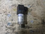 WIKA 7623233 Transmitter 0-1bar .02-5V 10-32VDC WIKA 891.09 Transmitter *Tested*